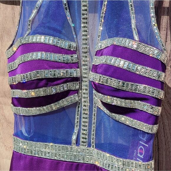 NWT Vienna Prom Purple & Blue Gemstone Embellished Halter Gown, Sz 4 - Picture 4 of 11